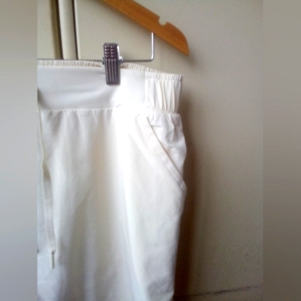 2/$20 White athletic skort short Drawstring Waist Rounded Hem Pockets LARGE - Picture 7 of 13